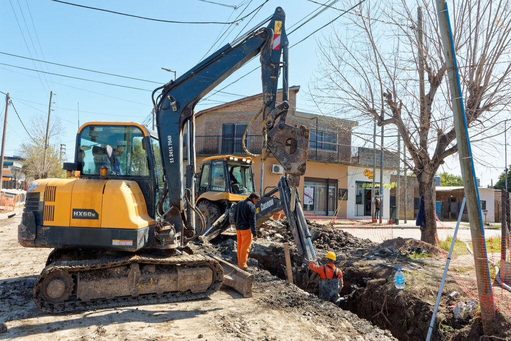 NUEVOS DESAGÜES PLUVIALES PARA VILLA MITRE Y BERASUR