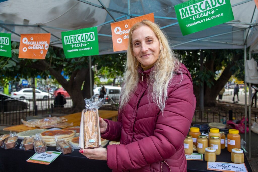 EN AGOSTO SIGUEN LAS OFERTAS EN MERCADO VECINO