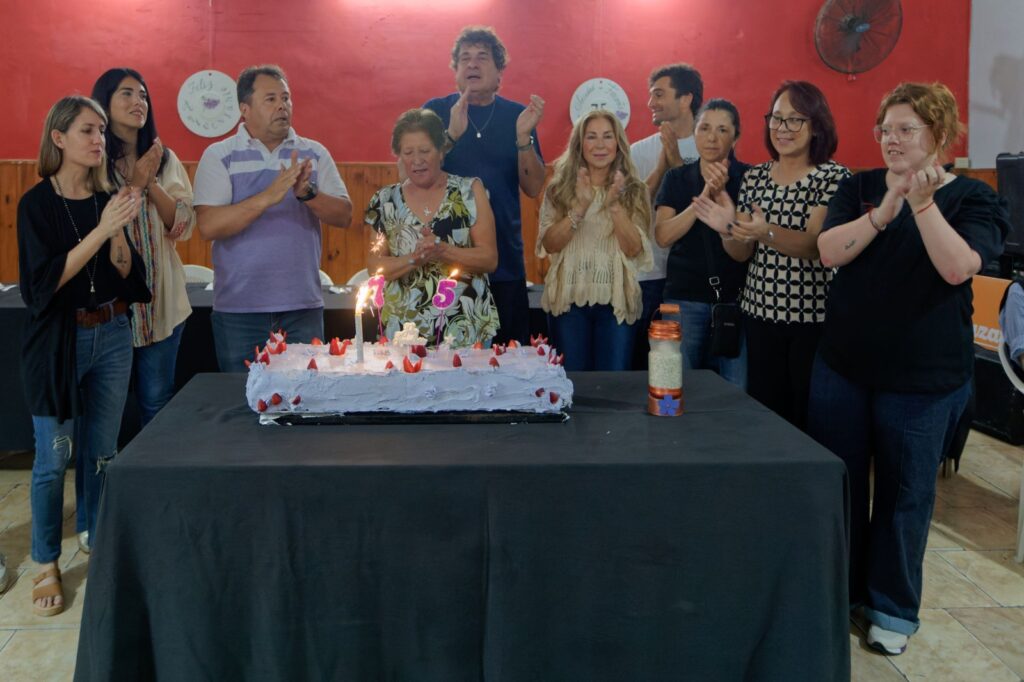 LA SOCIEDAD DE FOMENTO BARRIO SARMIENTO CUMPLIÓ 75 AÑOS