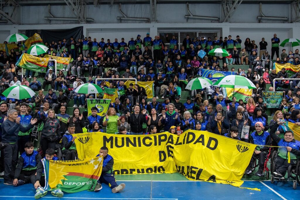 LA COMITIVA DE FLORENCIO VARELA RUMBO A LA GRAN FINAL DE LOS JUEGOS BONAERENSES 2025