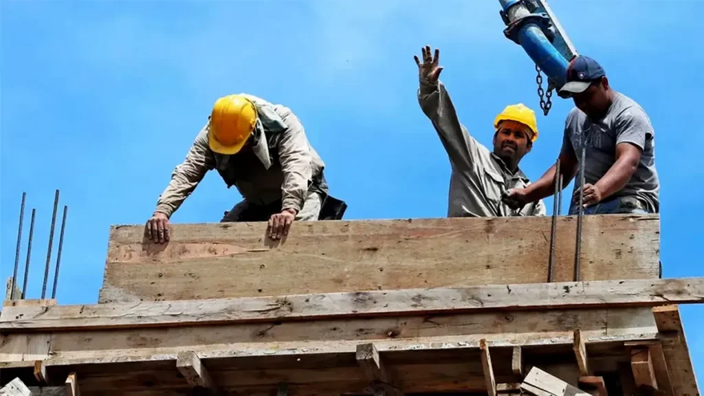 EN ENERO LOS PRECIOS DE LA CONSTRUCCIÓN SUBIERON MENOS QUE EL COSTO DE VIDA