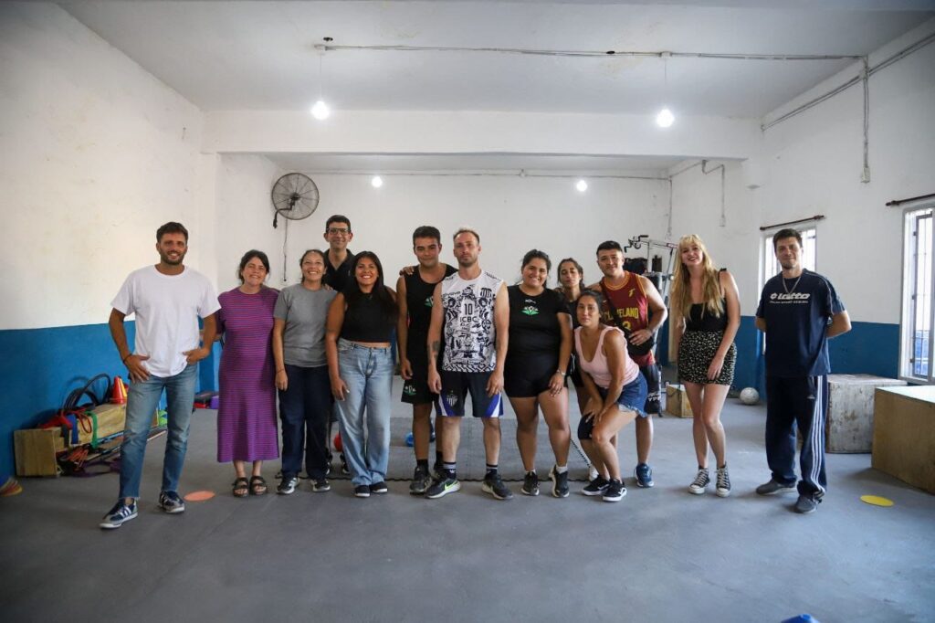 EVA MIERI RECORRIÓ LA FINALIZACIÓN DE LA PUESTA EN VALOR INTEGRAL DEL SUM DEL CLUB VILLA AUGUSTA DE EZPELETA