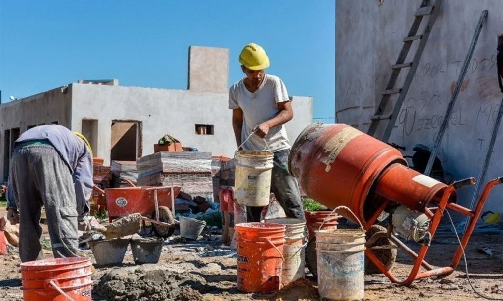 LA CONSTRUCCIÓN NO ARRANCA: VENTA DE INSUMOS VOLVIÓ A CAER EN FEBRERO