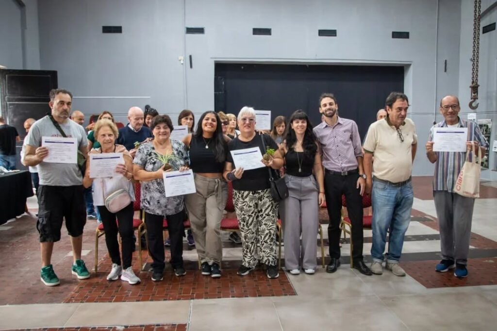 SE REALIZÓ UNA JORNADA DE EXIMICIÓN DE LA TASA MUNICIPAL A MÁS DE 60 JUBILADOS Y JUBILADAS DE QUILMES