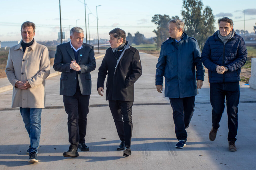 KICILLOF Y BALOR RECORRIERON LA NUEVA COLECTORA SUR DE LA AUTOPISTA BUENOS AIRES – LA PLATA